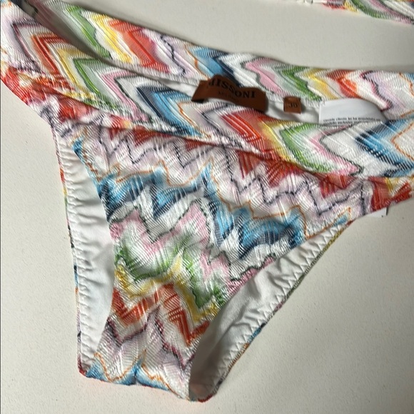 - Missoni Multicolor Zigzag Bikini Bottom - Picture 3 of 10